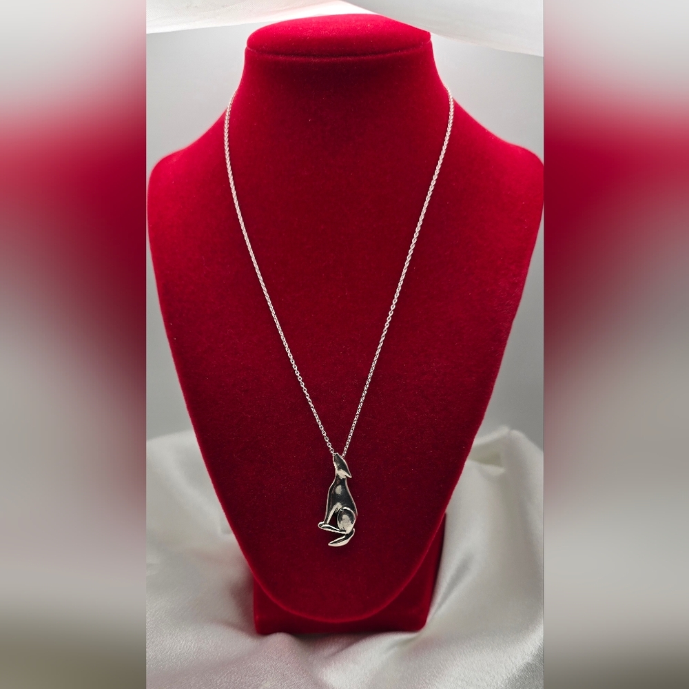 Sterling Silver 925 Howling Wolf Pendant Necklace